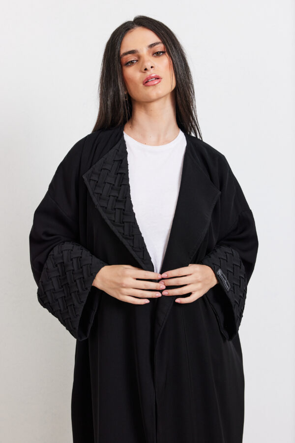 ⁦Classic Abaya (black)⁩ - الصورة ⁦4⁩