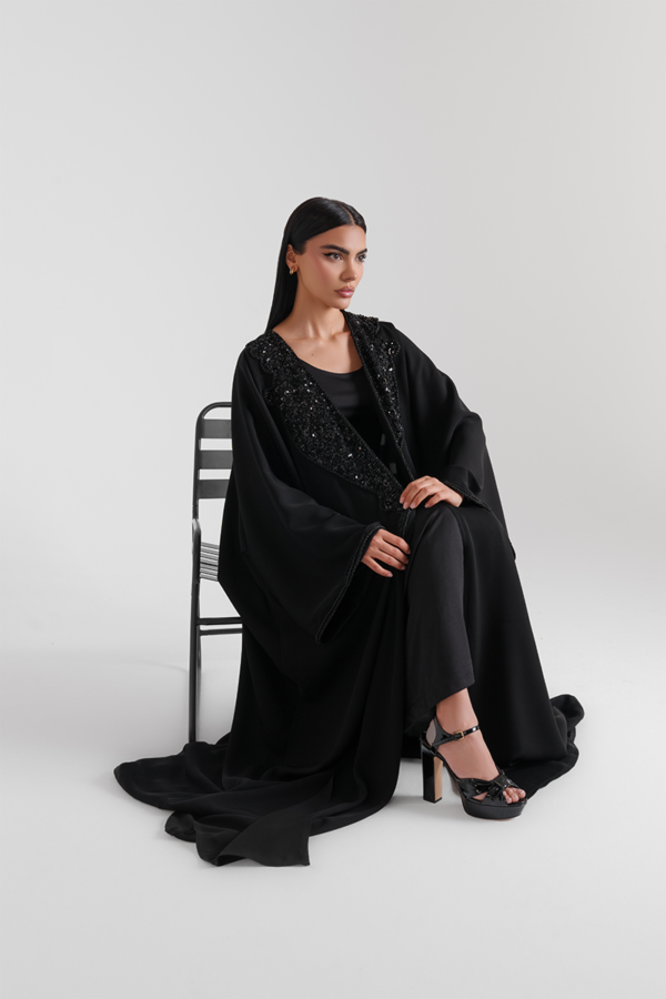 ⁦Classic Luxury Abaya⁩ - الصورة ⁦3⁩