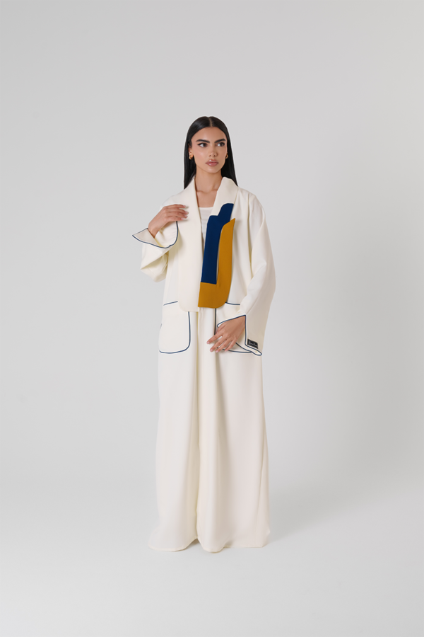 ⁦Colored Abaya white⁩ - الصورة ⁦2⁩