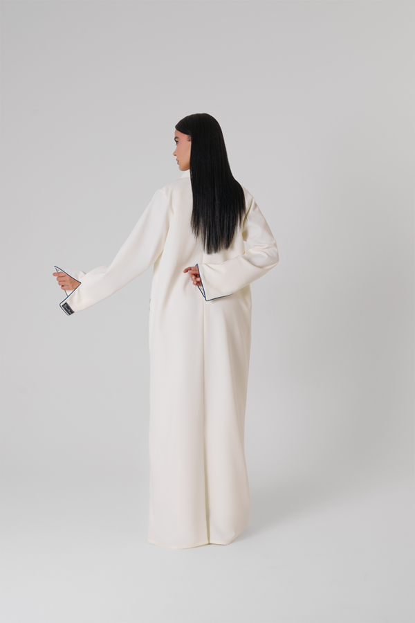 ⁦Colored Abaya white⁩ - الصورة ⁦3⁩